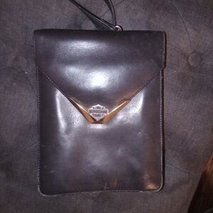 Elegant Black Leather Crossbody Bag